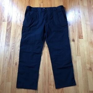 5.11 Tactical Men's Dark Cargo Pants 40x30